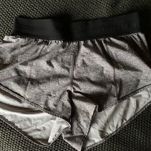 lululemon run smoothly 3”